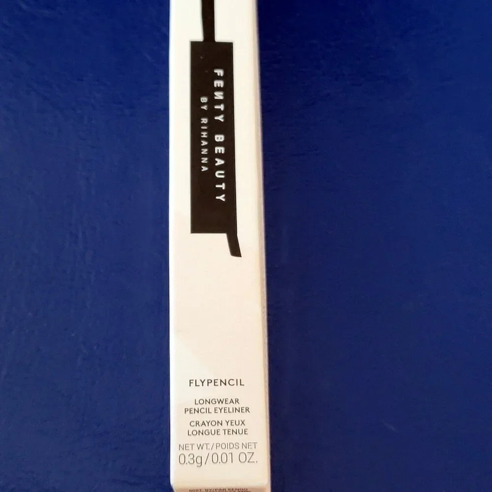 Fenty Beauty by Rihanna Flypencil Longwear Eye Liner in SPA'Getti Strapz